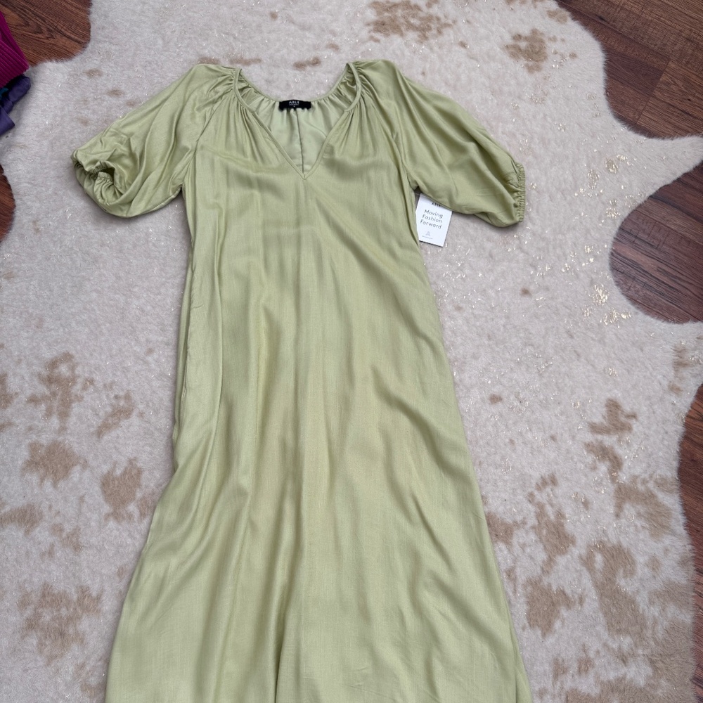 Amari Puff Sleeve Maxi Dress size XS, NWT